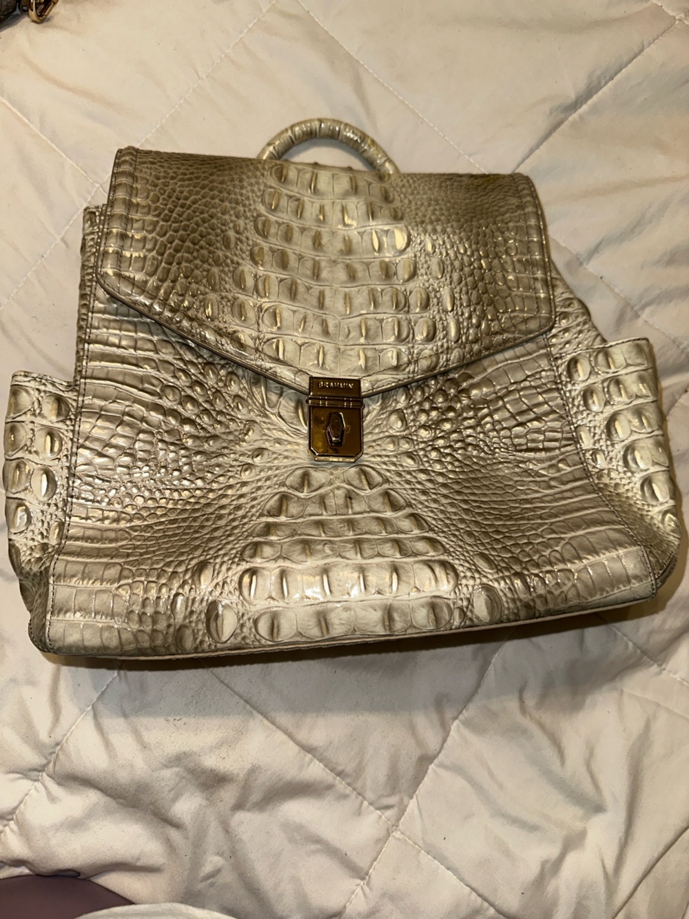 Metallic Embossed Croc-Pattern Shoulder Bag - Gold